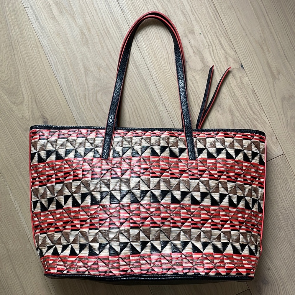 BNWOT Summer Tote